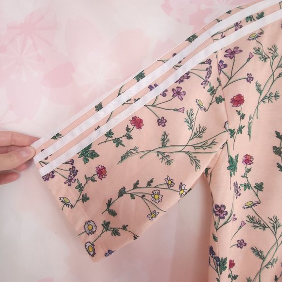 Adidas Originals Top Shirt Cropped Floral Aint No Sunshine Gym Casual Size XS - Picture 5 of 8